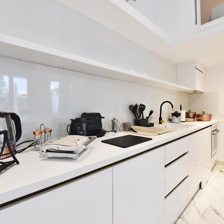 4 Elements Seaside Luxury Suites By Rentalspro Services Nea Moudania Halkidiki 외부 사진