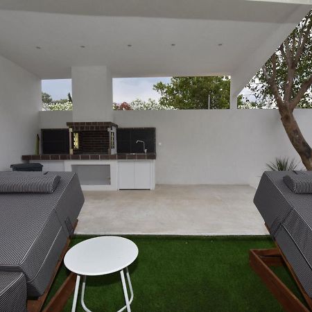 4 Elements Seaside Luxury Suites By Rentalspro Services Nea Moudania Halkidiki 외부 사진