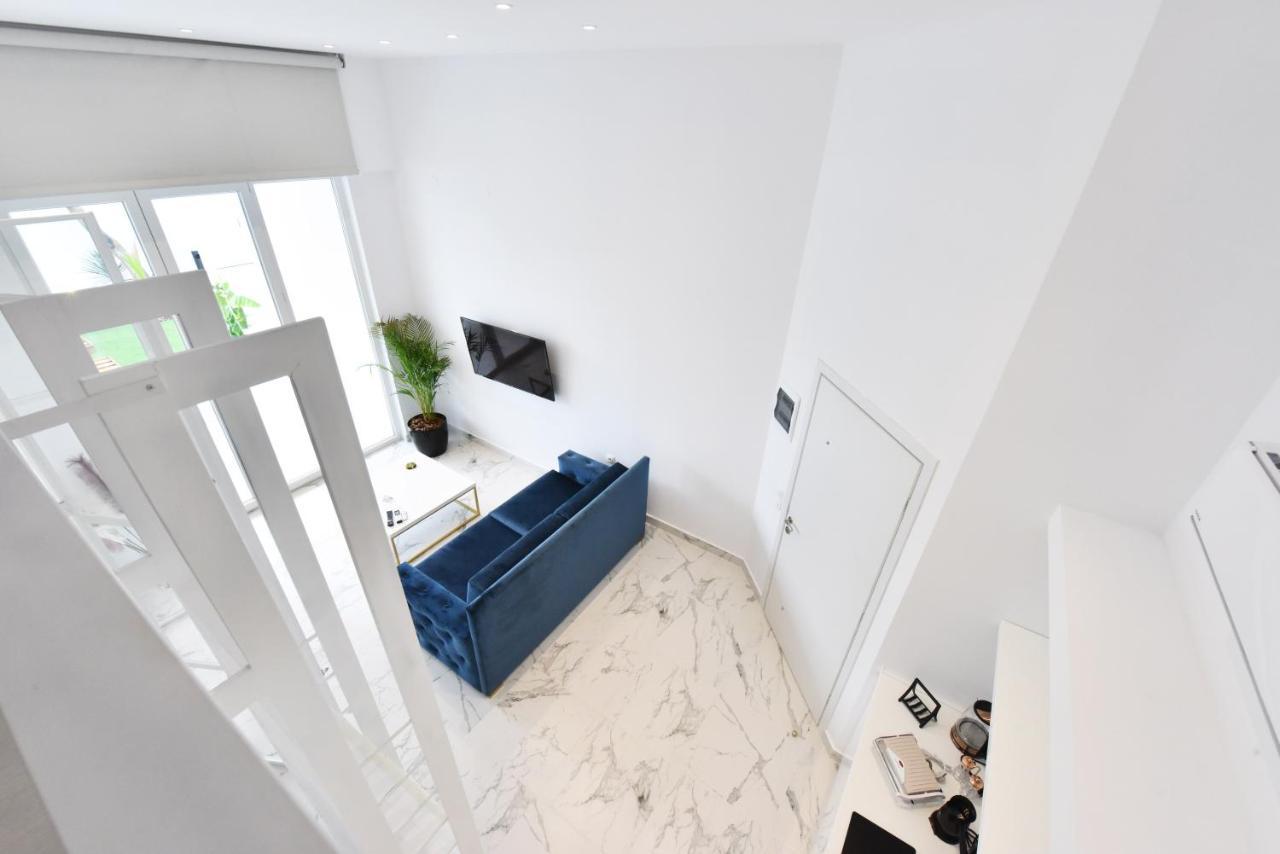 4 Elements Seaside Luxury Suites By Rentalspro Services Nea Moudania Halkidiki 외부 사진