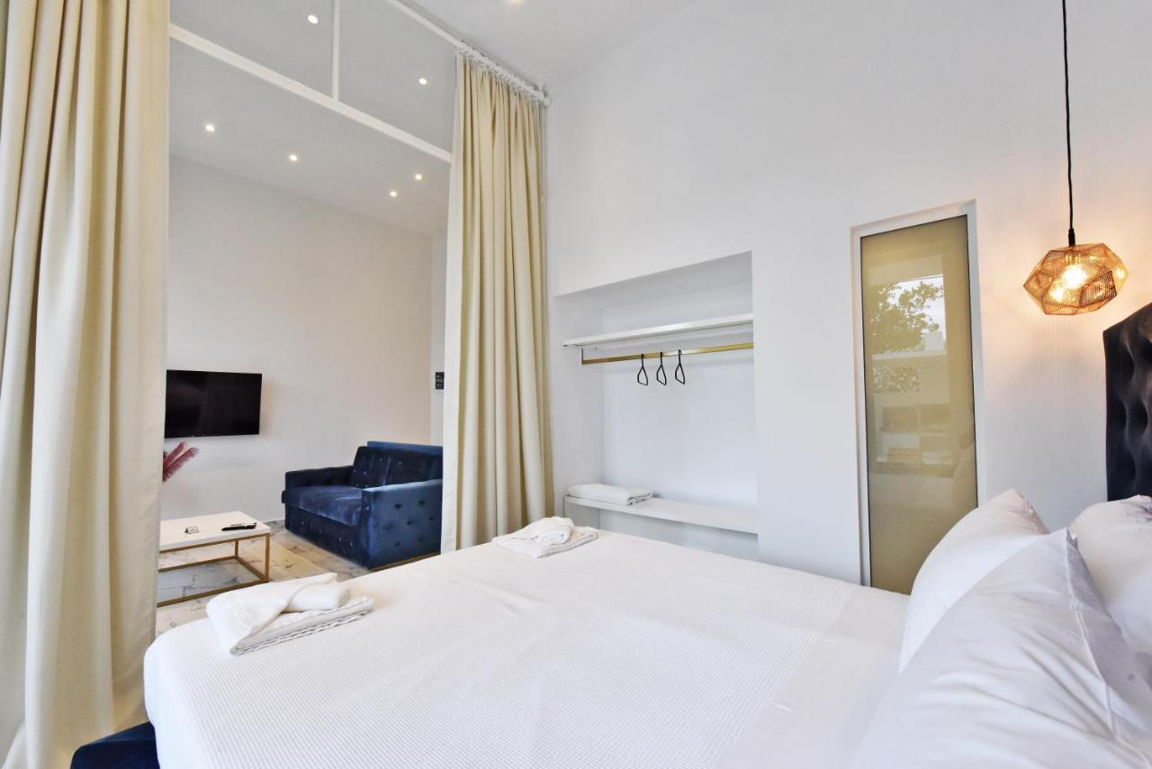 4 Elements Seaside Luxury Suites By Rentalspro Services Nea Moudania Halkidiki 외부 사진