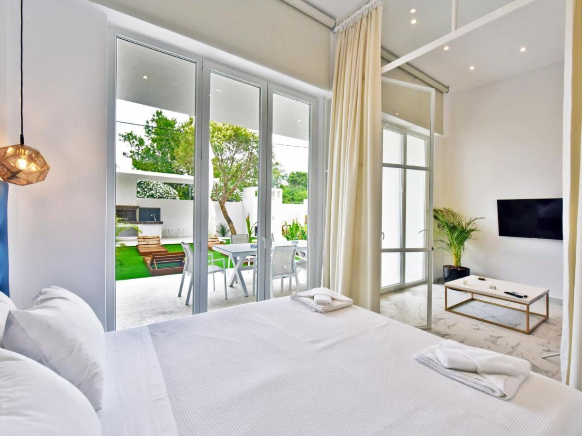 4 Elements Seaside Luxury Suites By Rentalspro Services Nea Moudania Halkidiki 외부 사진