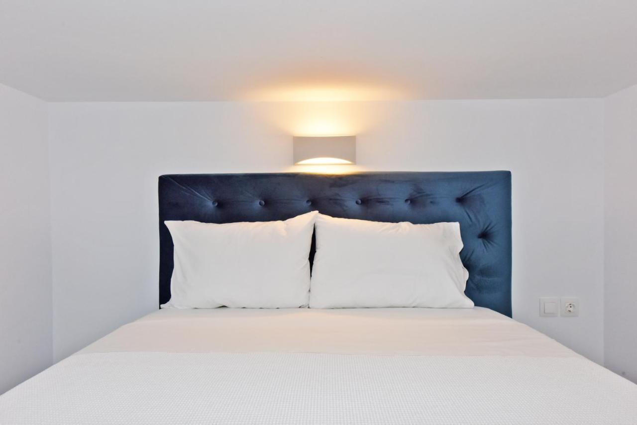 4 Elements Seaside Luxury Suites By Rentalspro Services Nea Moudania Halkidiki 외부 사진