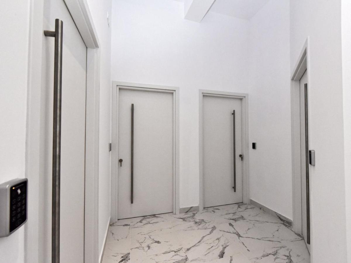 4 Elements Seaside Luxury Suites By Rentalspro Services Nea Moudania Halkidiki 외부 사진