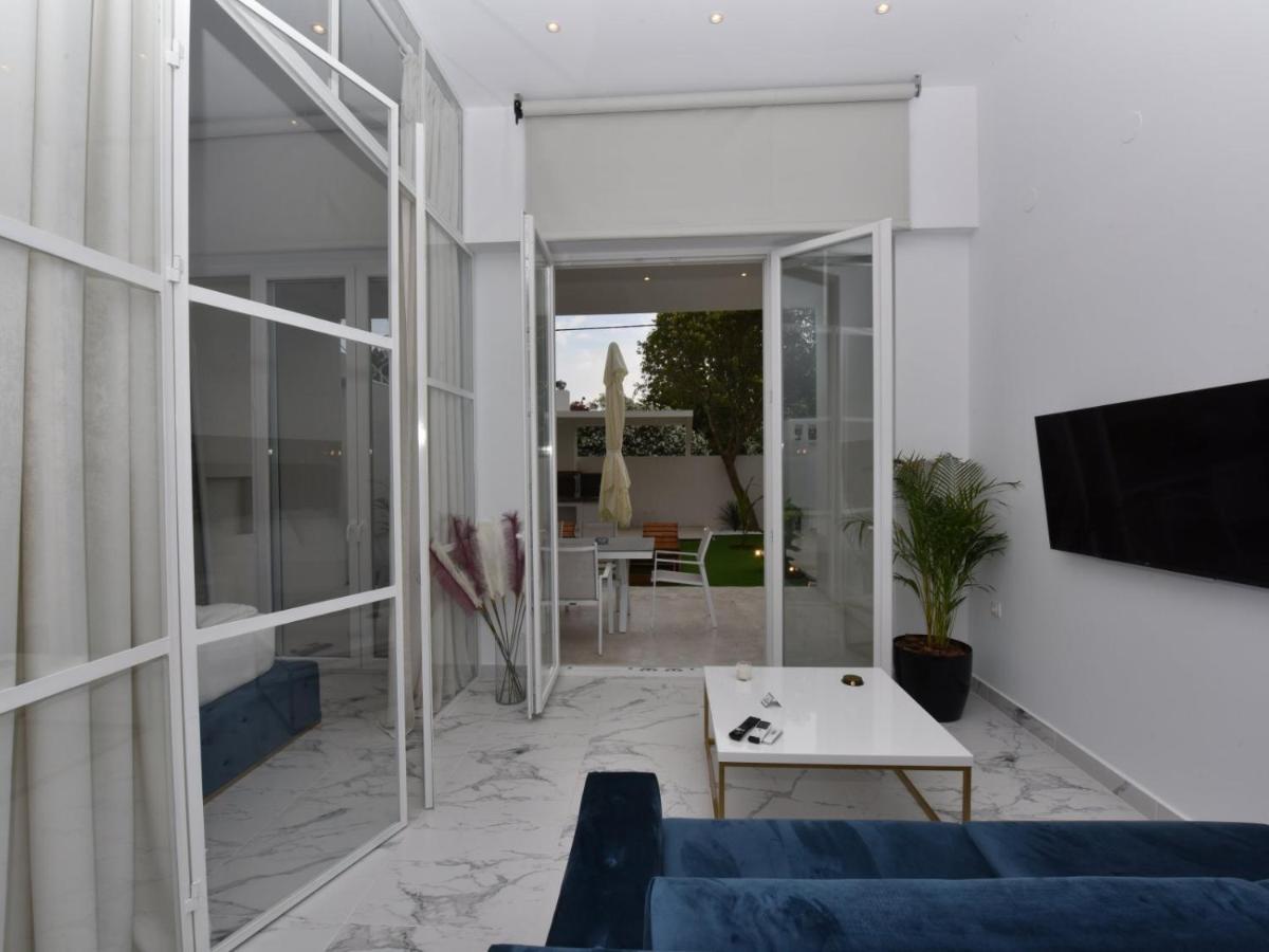 4 Elements Seaside Luxury Suites By Rentalspro Services Nea Moudania Halkidiki 외부 사진