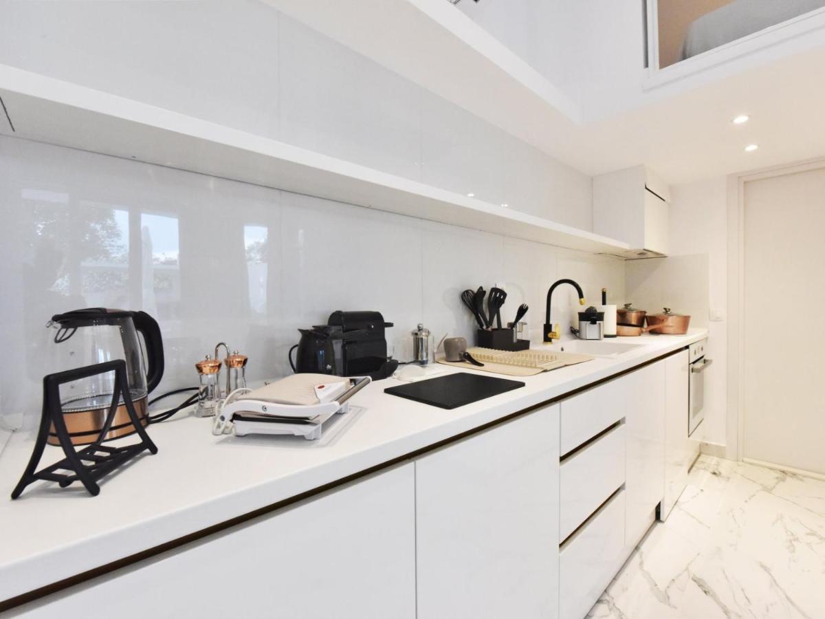 4 Elements Seaside Luxury Suites By Rentalspro Services Nea Moudania Halkidiki 외부 사진